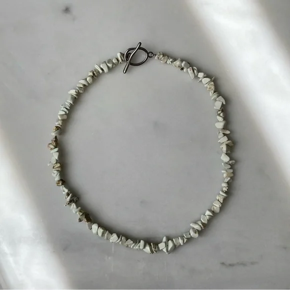 Handmade shell necklace - Picture 1 of 3